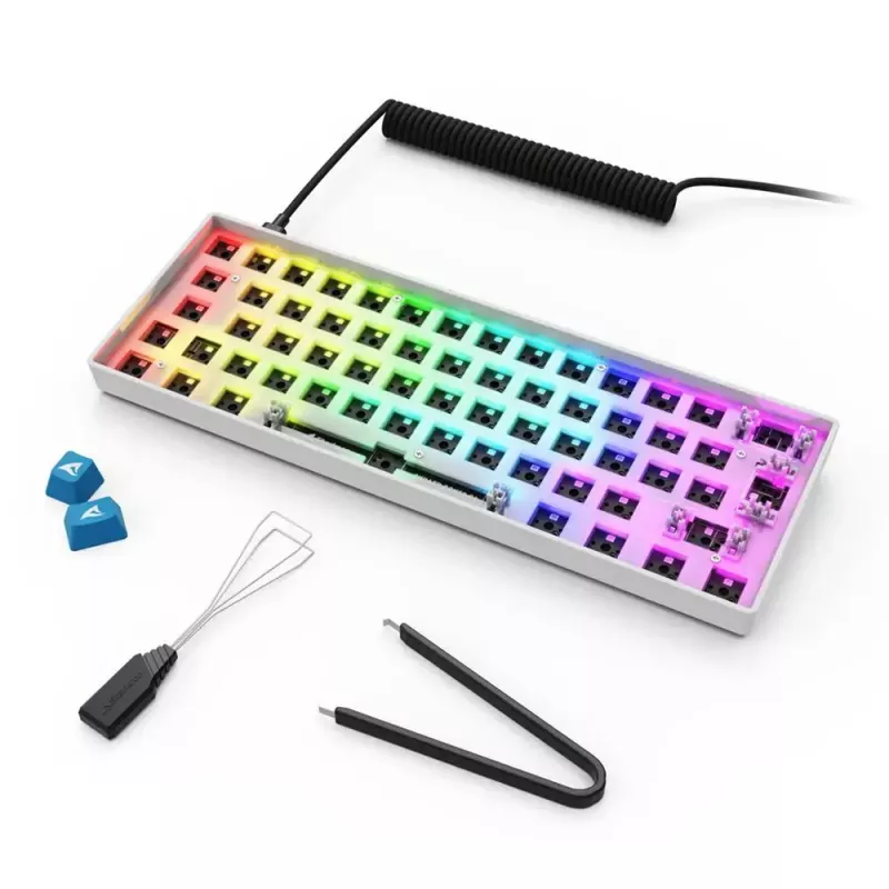 Teclado compacto 60% com fios Sharkoon SKILLER SGK50 S4 — layout QWERTZ, iluminação RGB, USB, cabo de 1,5 m, branco