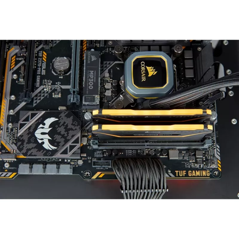 Memória CORSAIR 16GB DDR4 3200MHz 2x8GB C16 - Preto (embalagem aberta)