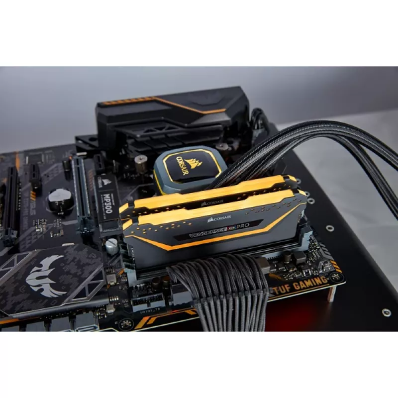 Memória CORSAIR 16GB DDR4 3200MHz 2x8GB C16 - Preto (embalagem aberta)