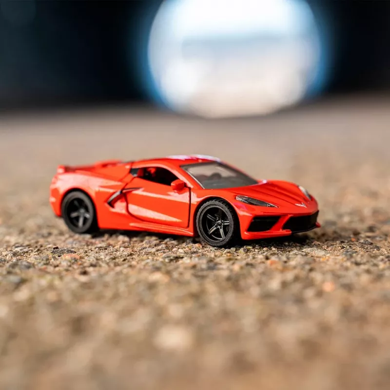 Siku Chevrolet Corvette Stingray modelo de carro desportivo montado 1:50