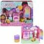 Gabby's Dollhouse, Quarto Bons Sonhos com figura Pillow Cat e 3 acessórios, 3 móveis e 2 entregas, brinquedo para crianças a partir dos 3 anos