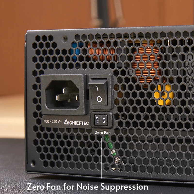 Chieftec Polaris PRO 1300W Fonte de alimentação 20+4-Pin ATX ATX Preto