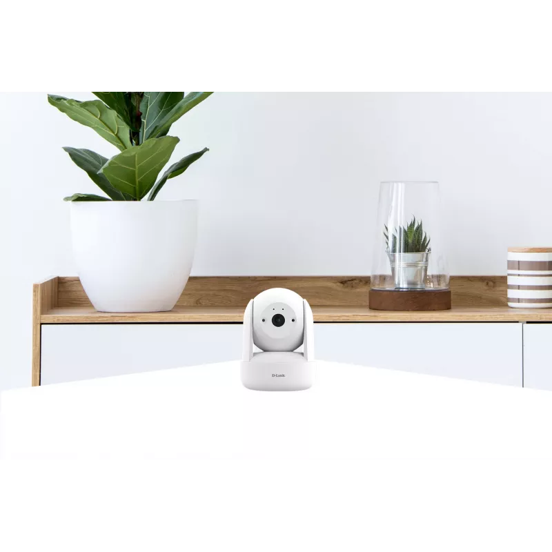 Câmara Wi-Fi 2K com rotação e inclinação D-Link
