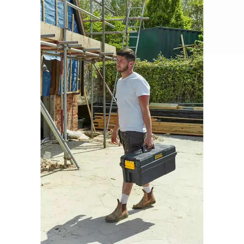 Stanley FatMax FMST81083-1 caixa de ferramentas com degrau, plástico, carga de 30 kg, preto/amarelo