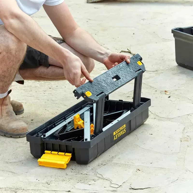 Stanley FatMax FMST81083-1 caixa de ferramentas com degrau, plástico, carga de 30 kg, preto/amarelo
