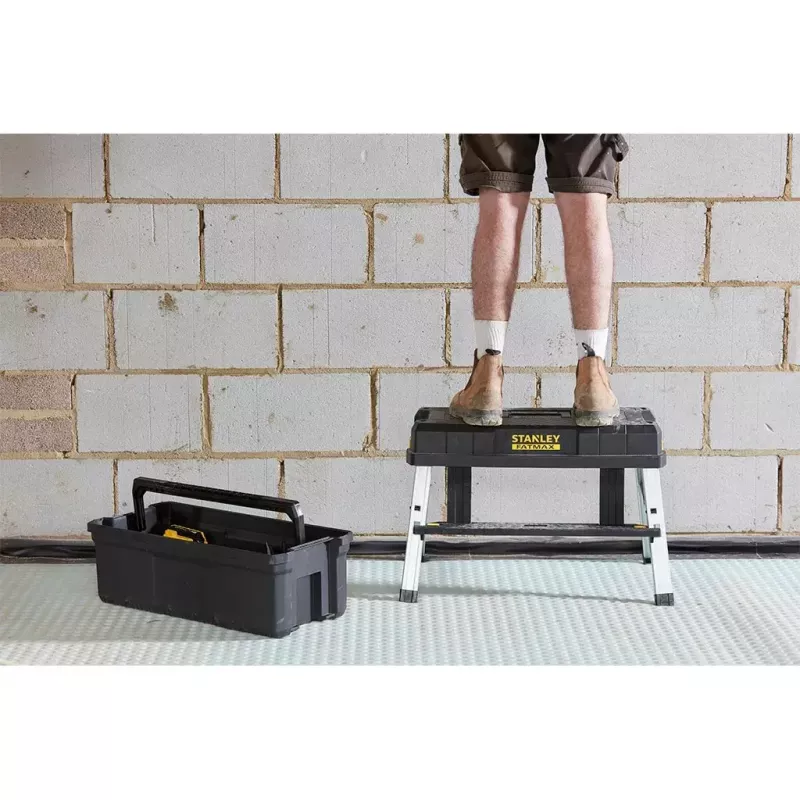 Stanley FatMax FMST81083-1 caixa de ferramentas com degrau, plástico, carga de 30 kg, preto/amarelo