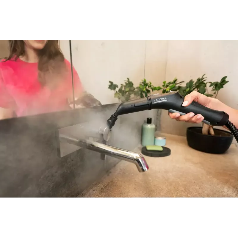 Kärcher SC 4 Deluxe Iron limpador a vapor, 2250 W, branco/preto, com kit de limpeza de pavimentos EasyFix e ferro a vapor