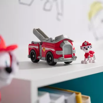 PAW Patrol, o carro de bombeiros do Marshall, veículo de brincar com figura de ação colecionável, brinquedo infantil de produção sustentável para rapazes e raparigas a partir dos 3 anos