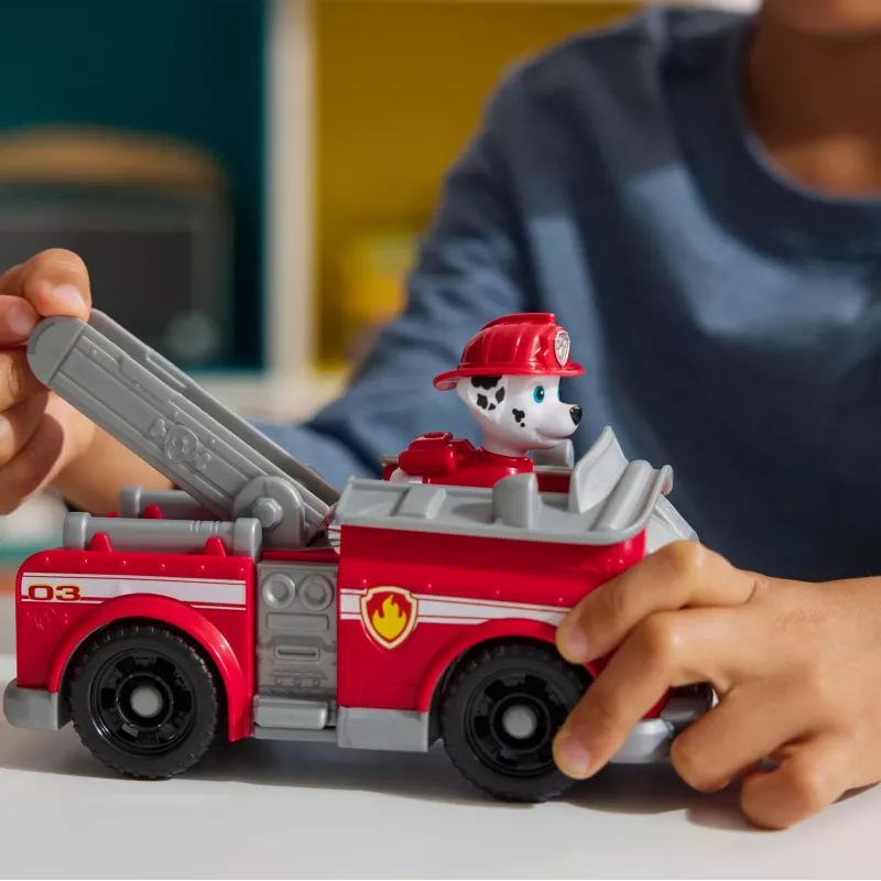 PAW Patrol, o carro de bombeiros do Marshall, veículo de brincar com figura de ação colecionável, brinquedo infantil de produção sustentável para rapazes e raparigas a partir dos 3 anos