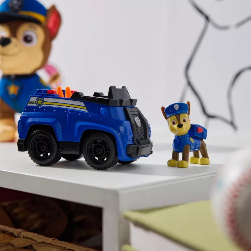 PAW Patrol, o carro de intervenção do Chase, carro de brincar com figura colecionável, brinquedo infantil sustentável para rapazes e raparigas a partir dos 3 anos