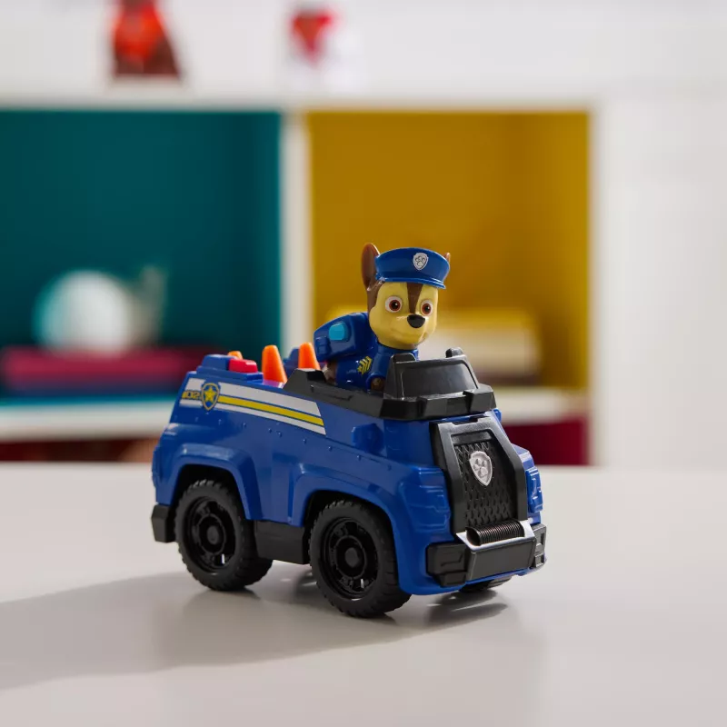 PAW Patrol, o carro de intervenção do Chase, carro de brincar com figura colecionável, brinquedo infantil sustentável para rapazes e raparigas a partir dos 3 anos