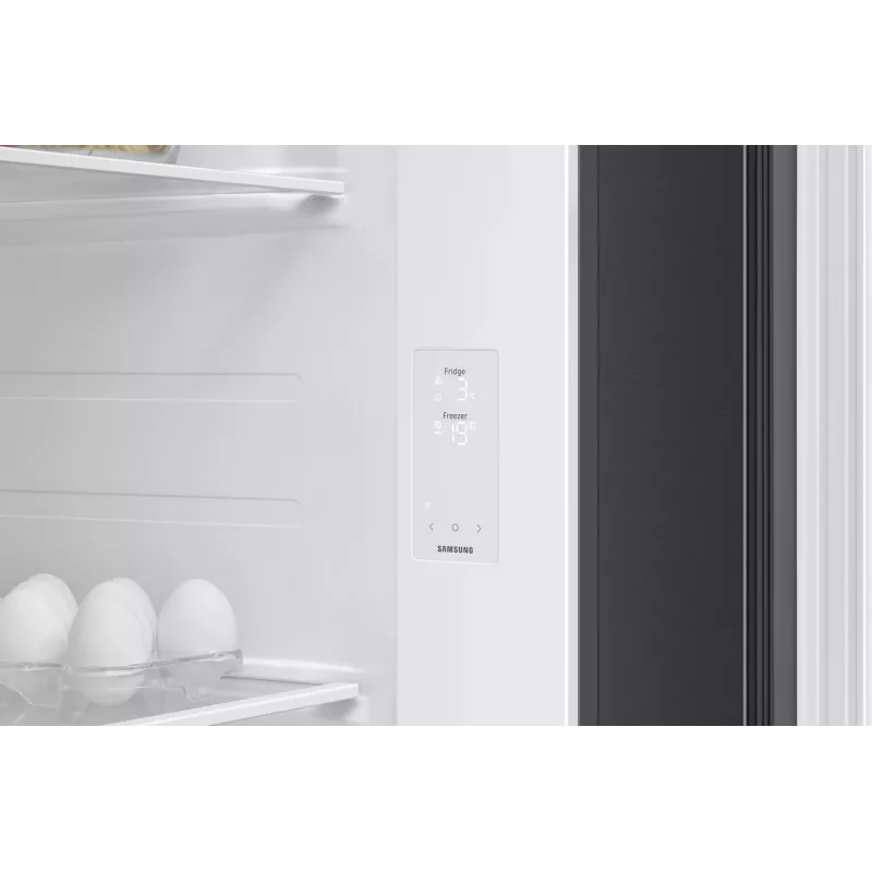 Frigorífico side-by-side Samsung Series 6 RS70F65QEF de instalação livre 659 L preto
