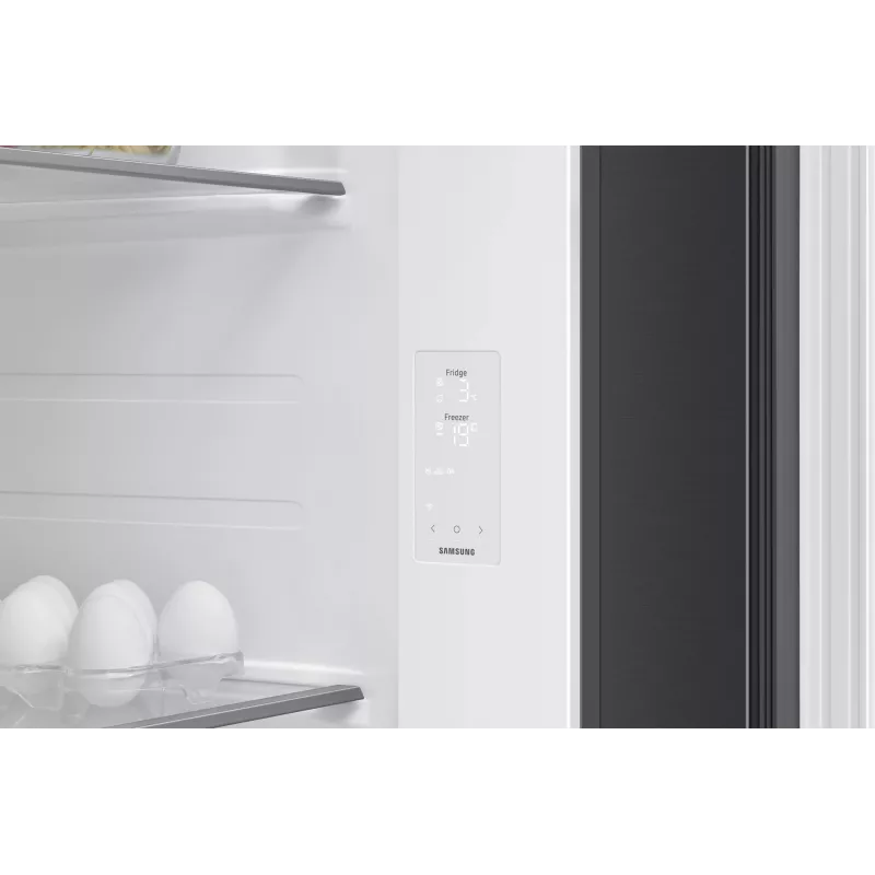 Frigorífico side-by-side Samsung Series 7 RS70F66KCF de instalação livre 634 L preto