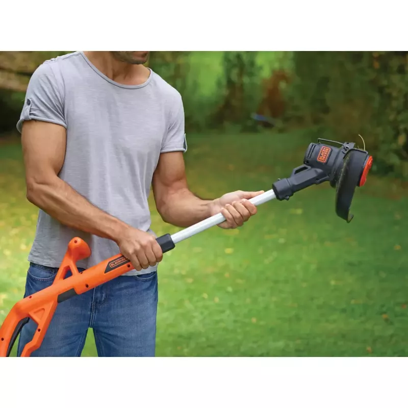 Black & Decker ST182320-QW aparador de relva a bateria, 18 V, 2,0 Ah Li-Ion, largura de corte de 25 cm, com bateria e carregador, laranja/preto