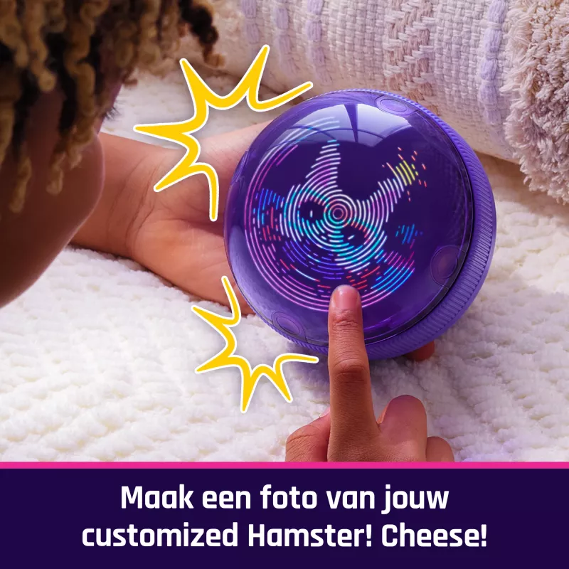 Brinquedo interativo bola de hamster Spinmaster Bitzee com mais de 20 hamsters digitais, rola e reage ao toque, pilha AA, multicolor