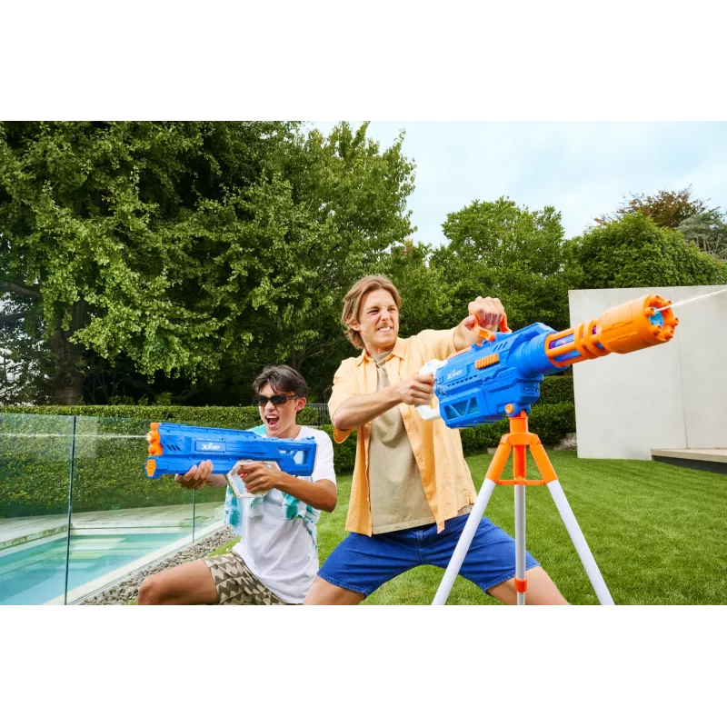 Pistola de água Zuru Mega Pulse Motor Soaker XSHOT — pistola de água motorizada a pilhas (modelo 118159)