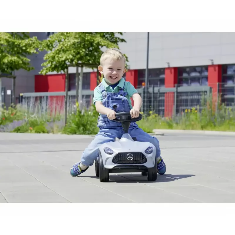 Carro de escorregar Simba-Dickie BIG Mercedes-AMG GT em prateado/preto – veículo de empurrar/pedalar para criança
