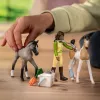 Conjunto de brincar Schleich Kit de primeiros socorros da Sarah figura — Schleich 42777
