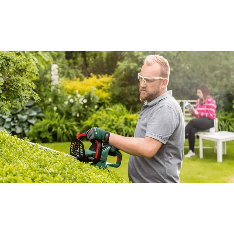 Bosch UniversalHedgeCut 50 lâmina simples 480 W 3,5 kg