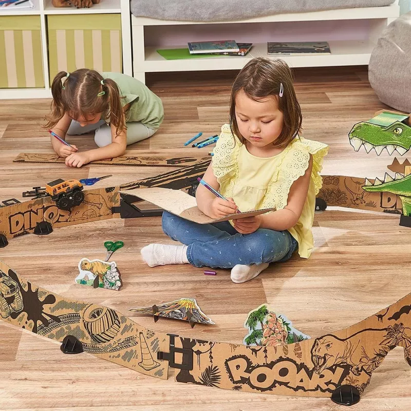 Conjunto de pista de corrida de brinquedo VTech Car-Board Racers Dino Adventure, pista