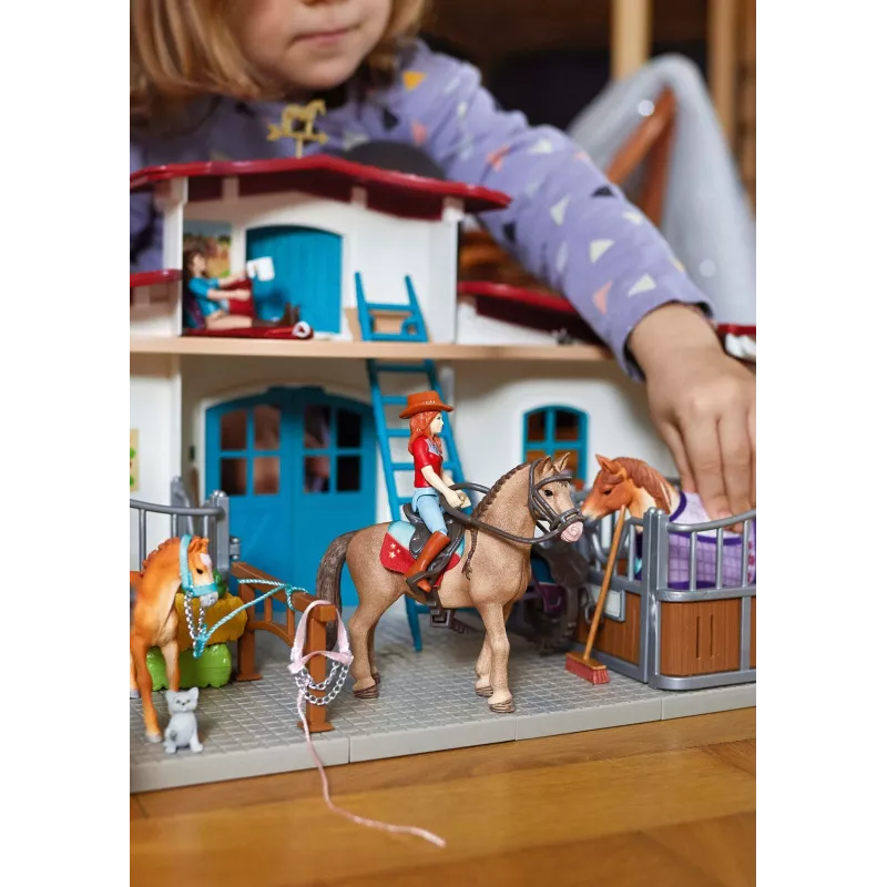 schleich HORSE CLUB Centro Equestre à Beira do Lago, Quinta, Estábulo, Cavalos, 5 ano(s), Multicolor, Plástico