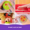 Kinetic Sand, conjunto de brincar SquishPizza forno de pizza que cresce, presentes criativos de Páscoa, inclui 1 lb de areia de brincar moldável & 5 ferramentas, artesanato de alimentos de brincar brinquedo para crianças