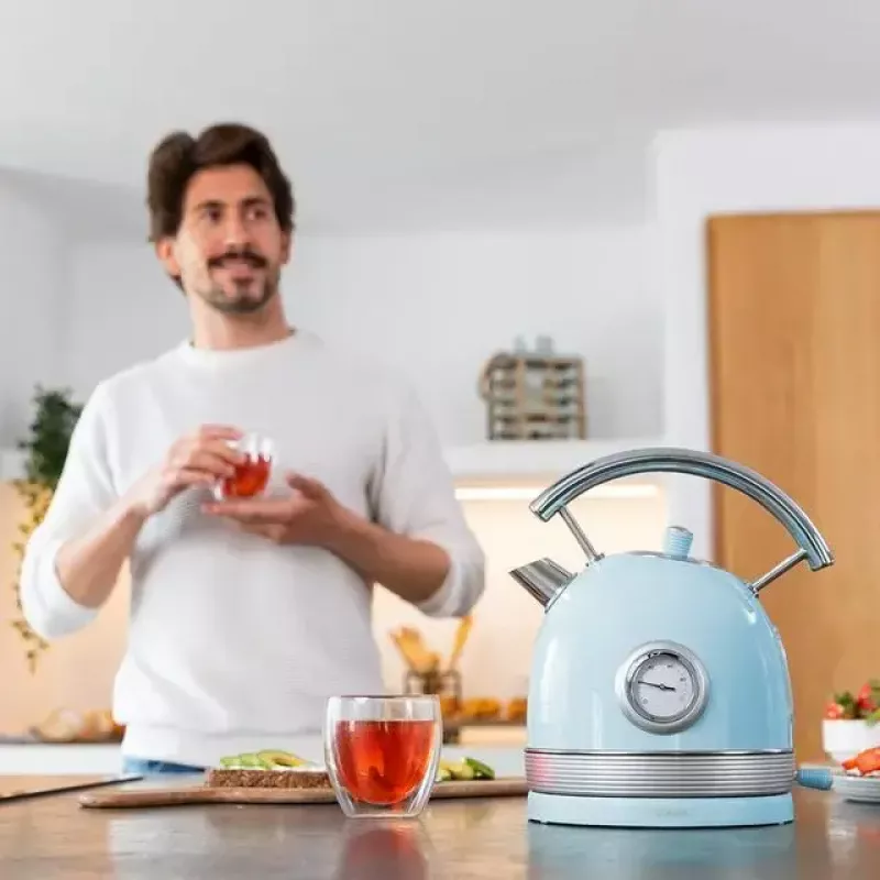 Chaleira elétrica Cecotec 1,8 L 2200 W azul-claro