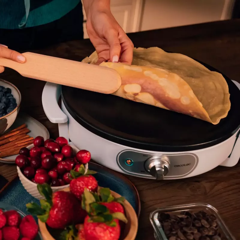 Máquina de crepes CECOTEC Fun Creepy Crepesmaker branca 1.200 W
