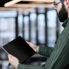 Filtro de privacidade de 4 vias StarTech.com para portátil Surface Pro 8/9/X de 13 polegadas, horizontal/vertical, compatível com toque, ângulo de visão de +/- 30°, bloqueia até 51% de luz azul, antirreflexo