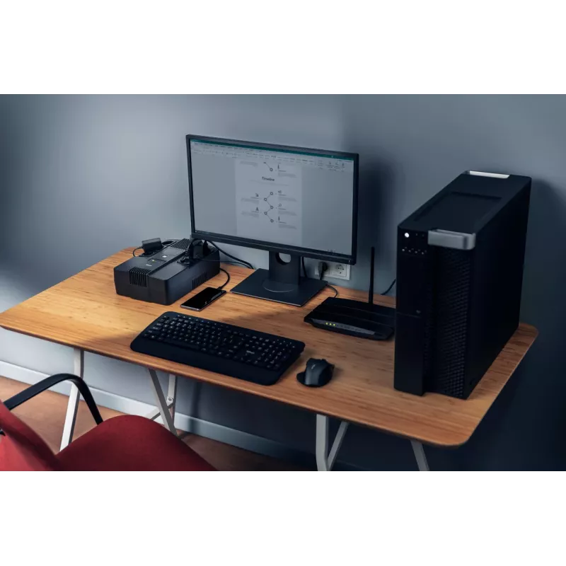 Trust Maxxon 23326 UPS 800 VA, 6 saídas AC, onda sinusoidal simulada