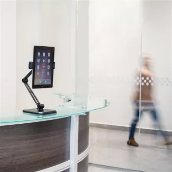 Suporte ajustável para tablet com braço StarTech.com – giratório – montável na parede