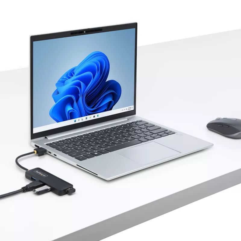 Hub USB-A de 4 portas StarTech.com, 5 Gbit/s, alimentado por bus, mini hub USB de viagem compacto, splitter USB 3.0 multiporta, hub USB portátil, proteção contra sobretensão (OCP)