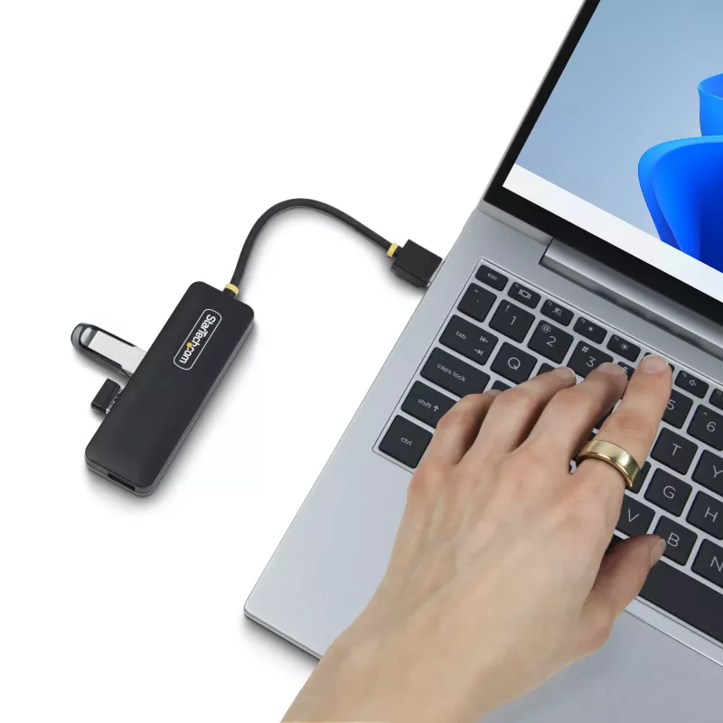 Hub USB-A de 4 portas StarTech.com, 5 Gbit/s, alimentado por bus, mini hub USB de viagem compacto, splitter USB 3.0 multiporta, hub USB portátil, proteção contra sobretensão (OCP)