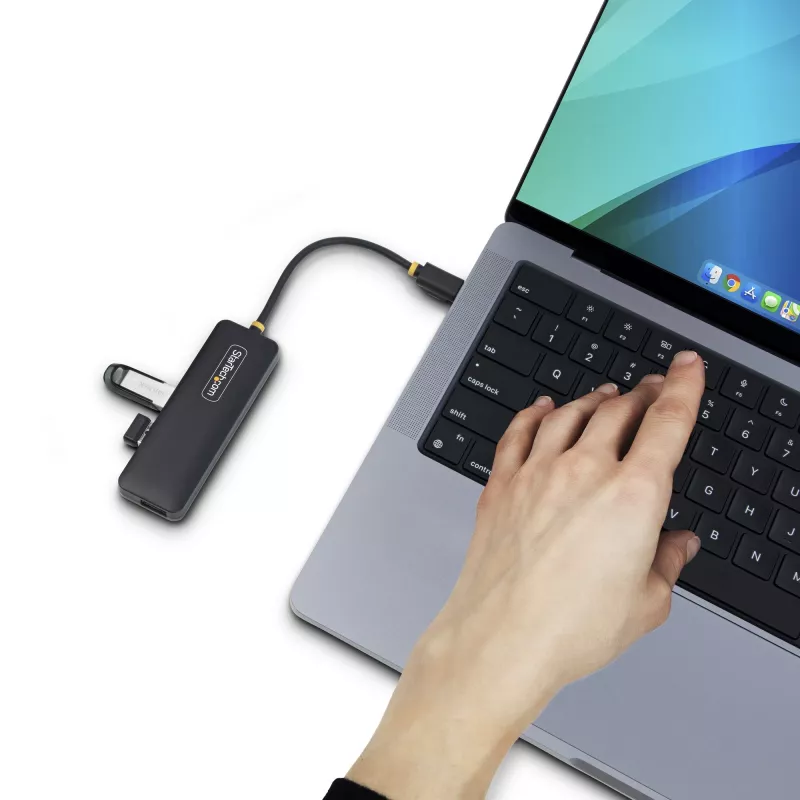 Hub USB-C de 4 portas StarTech.com, 5 Gbit/s, USB-C para 4x USB-A, alimentado por bus, mini hub de viagem compacto, splitter USB 3.0 multiporta, hub portátil, proteção contra sobretensão