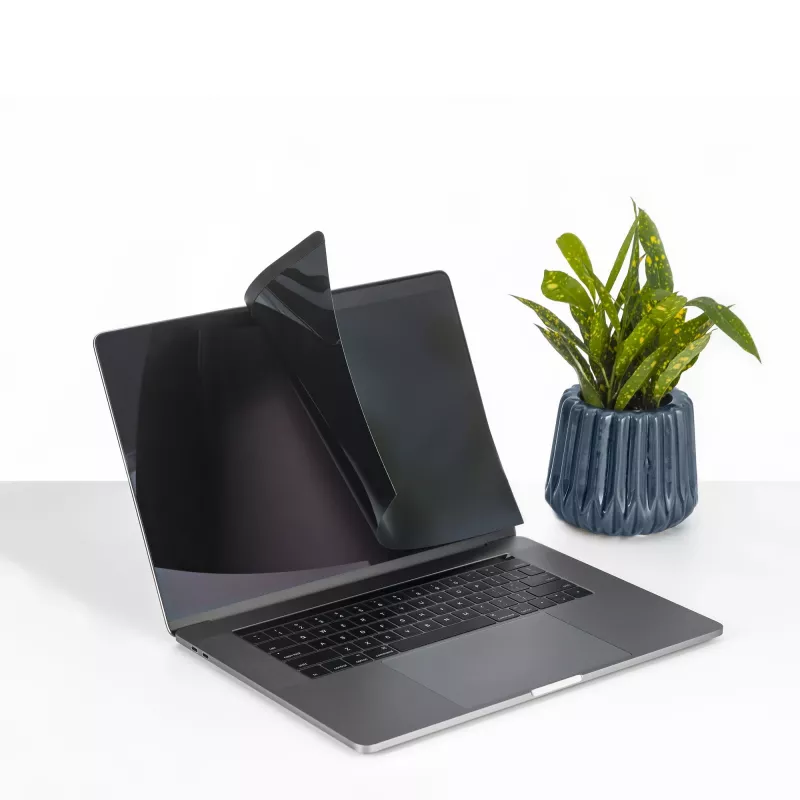 StarTech.com Filtro de privacidade para portátil de 13 polegadas MacBook Pro e MacBook Air – Filtro de segurança magnético e removível – Proteção de ecrã com redução de luz azul 16:10 – Mate/brilhante – +/-30 graus
