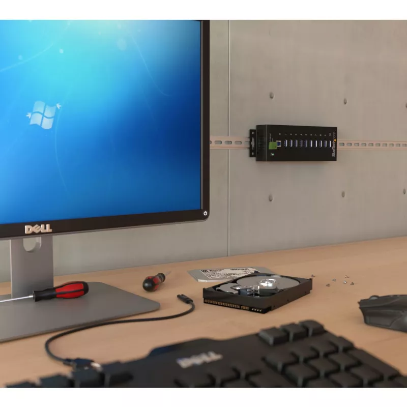 Hub USB 3.0 industrial StarTech.com 10 portas – proteção ESD e contra sobretensão~Hub USB 3.0 10 portas – 5 Gbit/s – Hub USB-A industrial em metal com proteção ESD e contra sobretensão – Montagem em calha DIN, parede ou mesa – Hub de expansão USB compatível com TAA