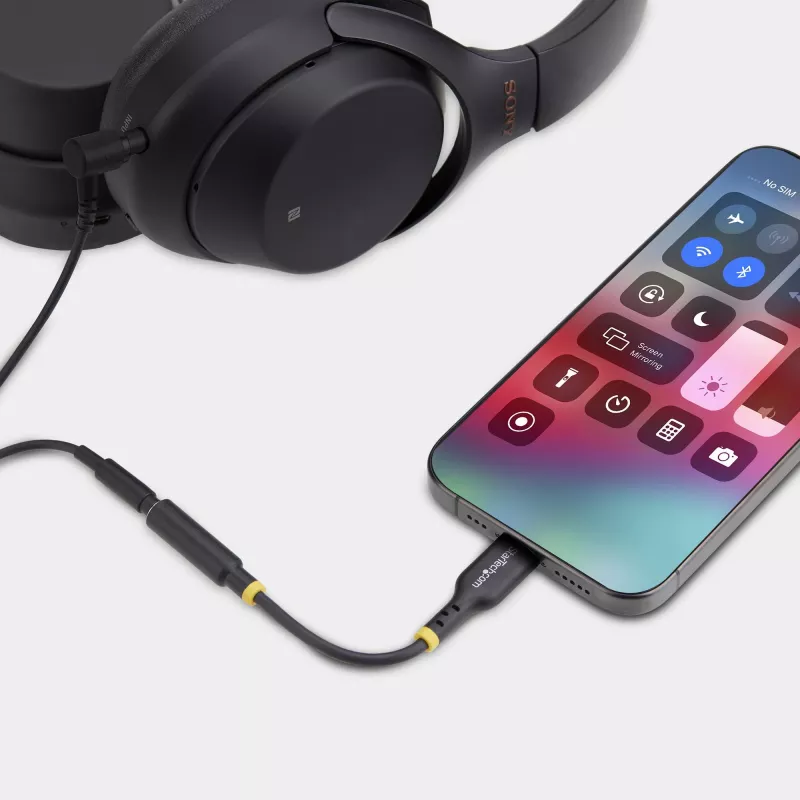 StarTech.com USBCAUDIO2 adaptador de áudio USB-C para 3,5 mm TRRS para auscultadores/auricular com microfone, DAC de 32 bits, compatível com Thunderbolt, 12,7 cm, preto
