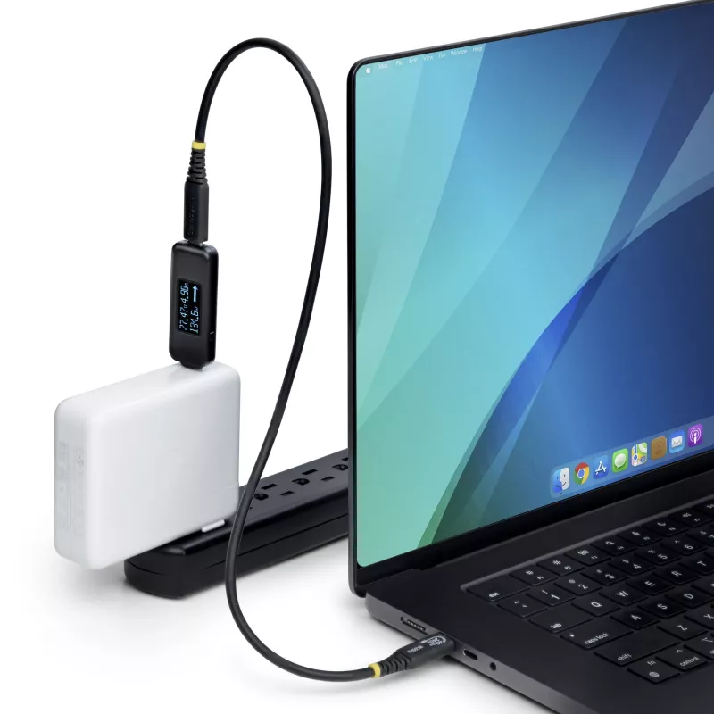 StarTech.com testador de potência USB-C, multímetro digital, medidor bidirecional de tensão e corrente, até 240W PD EPR, testador portátil de potência de cabos e portas USB-C
