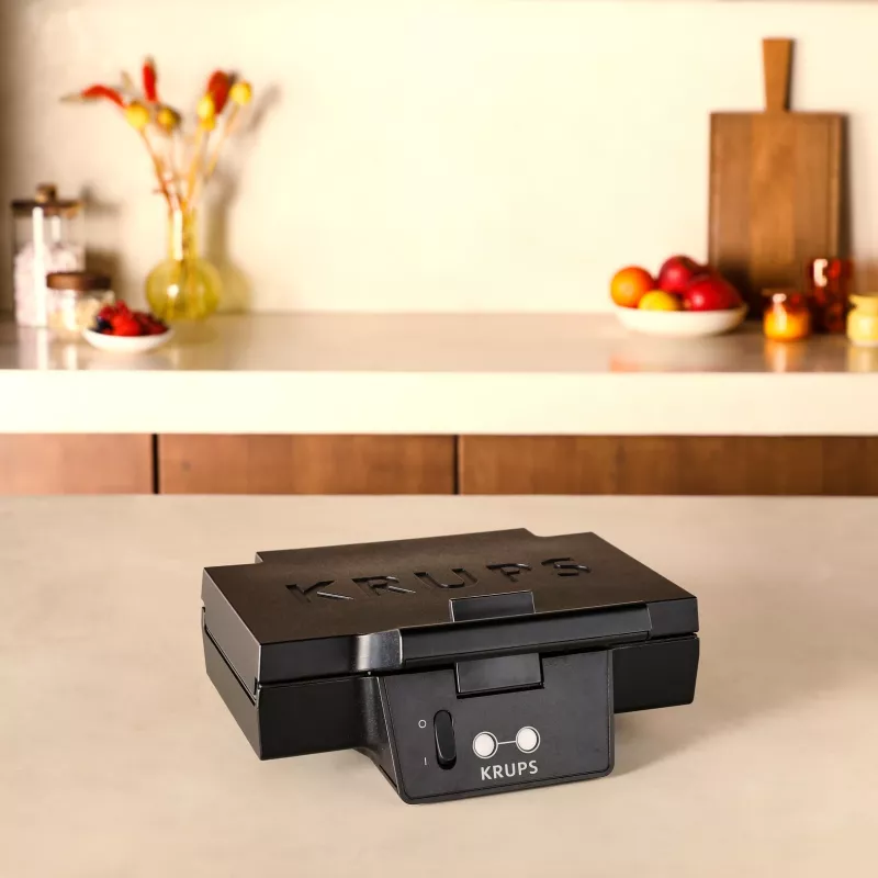 Sanduicheira Krups FDK Iconic FDK462 850 W preta