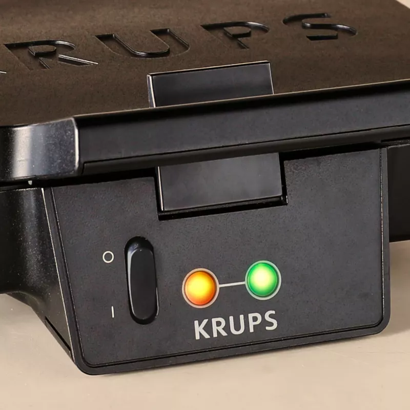 Sanduicheira Krups FDK Iconic FDK462 850 W preta