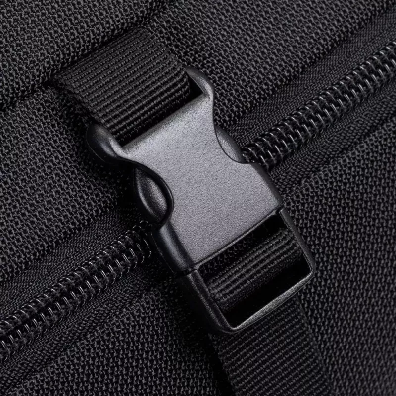 Mochila Rivacase 8461 43,9 cm 17,3 polegadas preta 2 bolsos frontais