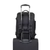 Mochila Rivacase 8461 43,9 cm 17,3 polegadas preta 2 bolsos frontais