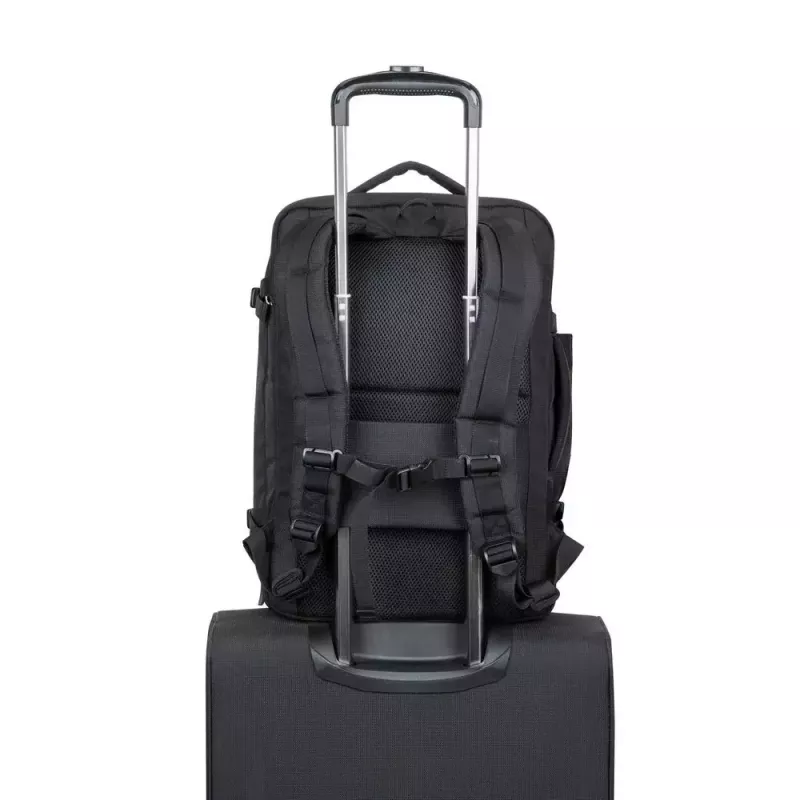 Mochila Rivacase 8461 43,9 cm 17,3 polegadas preta 2 bolsos frontais