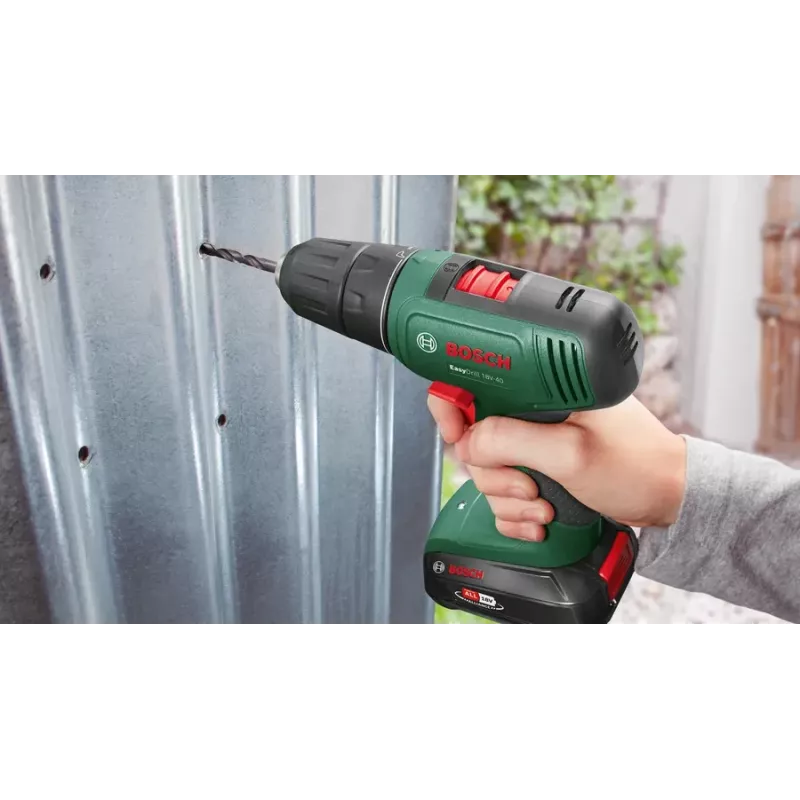 Bosch EasyDrill 18V-40 1630 rpm sem chave 1,3 kg preto, verde