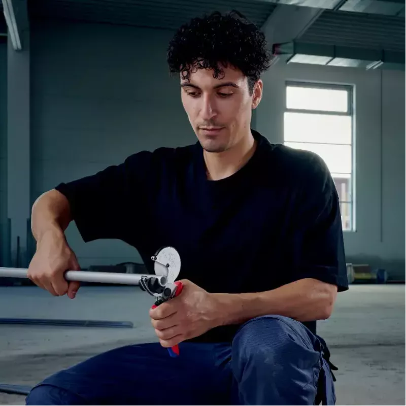 Knipex 90 25 25 corta-tubos para tubos compósitos e de plástico