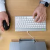 Teclado ergonómico R-Go Tools R-Go Compact Break, teclado compacto com software de pausas, QWERTY (US), com fios, branco