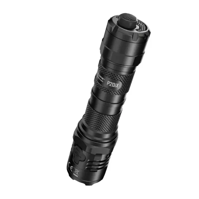 Lanterna tática Nitecore P20iX preta 4000 lm USB recarregável