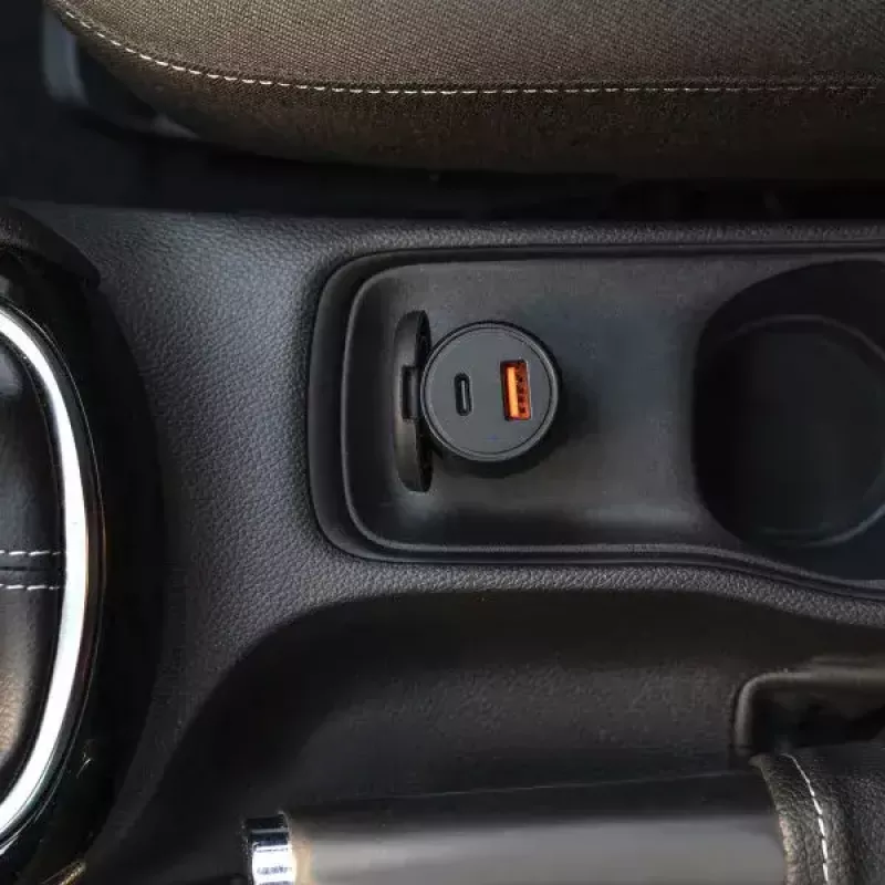 Carregador de automóvel 4smarts VoltRoad Ultimate para portáteis, smartphones e tablets com função de carregamento rápido