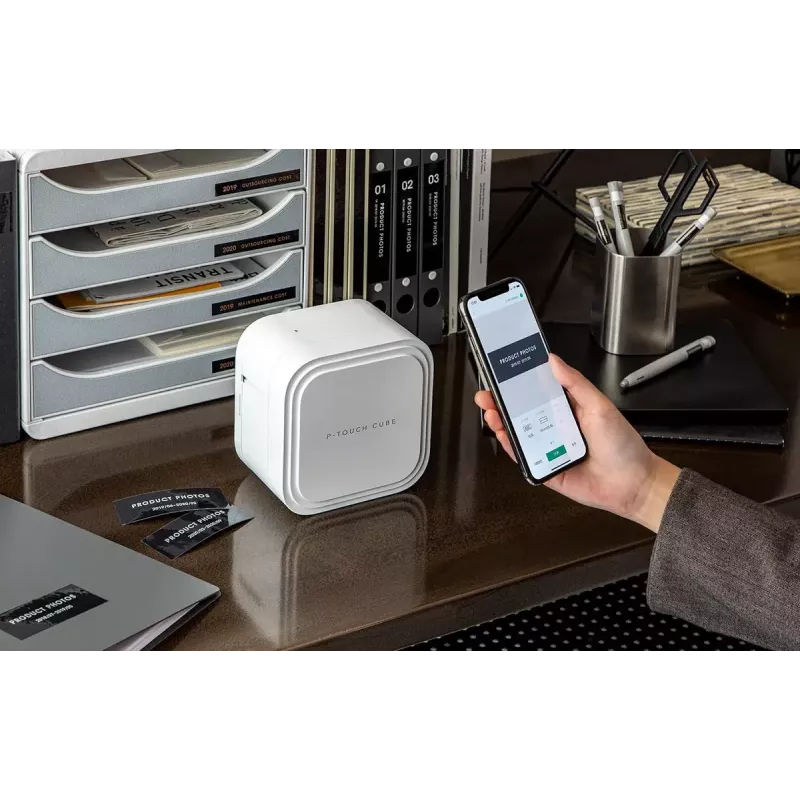 Impressora de etiquetas recarregável Brother P-touch CUBE Pro (PT-P910BT) com Bluetooth