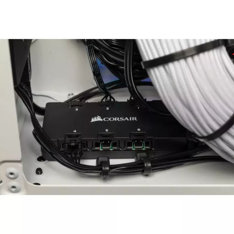 Caixa de PC Corsair Crystal 280X Micro ATX branca